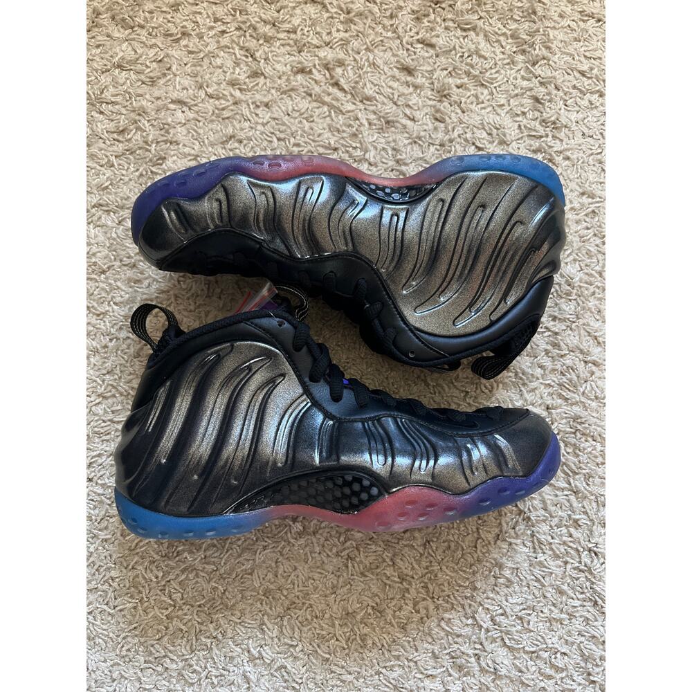 Nike Air Foamposite One Gradient Soles Size 7 US Men’s